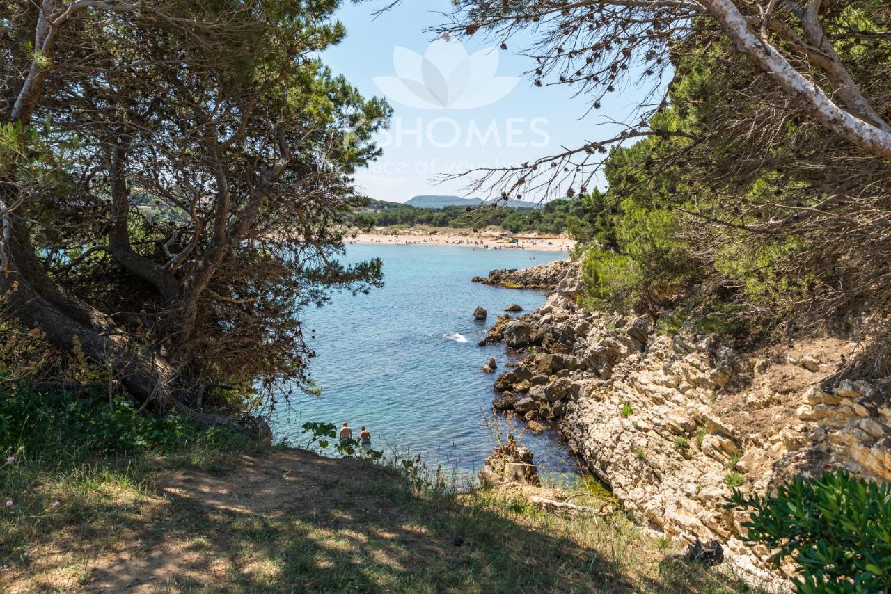 Вилла Bungalow Nomad Felicitat Ля Эскала Экстерьер фото